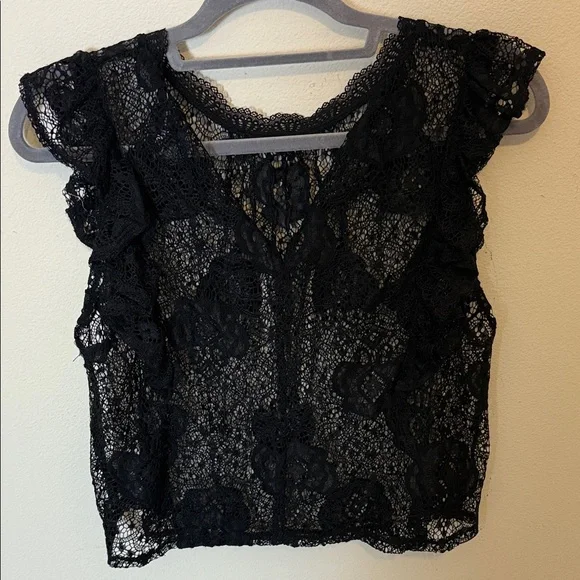 ZARA Full Lace back button Top - Picture 4 of 10